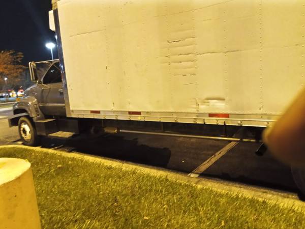24FT REEFER REFRIGERATED TRUCK --HUGE MONEY MAKER - cars & trucks -... for sale in Bowie, District Of Columbia – photo 7
