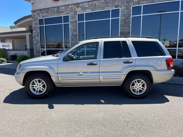 2004 Jeep Grand Cherokee - - by dealer - vehicle for sale in Grand Junction, CO – photo 2