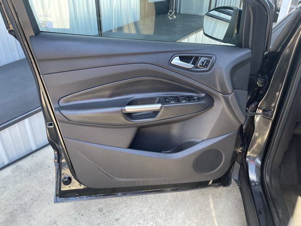 2013 Ford Escape SEL - Leather - Sunroof - SONY Surround Sound for sale in Gonzales, LA – photo 8
