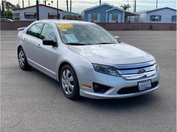 2011 Ford Fusion SE Sedan 4D - cars & trucks - by dealer - vehicle... for sale in Escondido, CA – photo 7