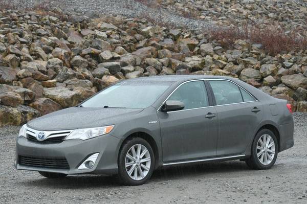 2012 Toyota Camry Hybrid XLE - - by dealer for sale in Naugatuck, CT – photo 3