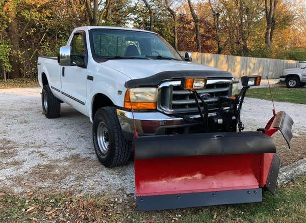 ★ RUST FREE V-10 V-SNOW PLOW ...RECENT $20,000. RESTORATION - cars &... for sale in Champaign, WI – photo 11