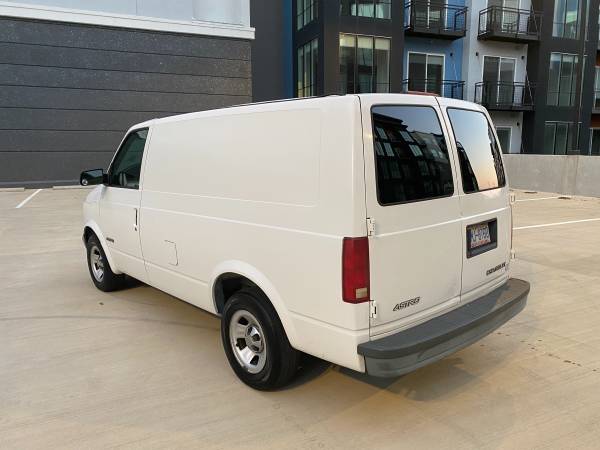 2002 Chevy Astro *NICE!* - cars & trucks - by owner - vehicle... for sale in Greensboro, NC – photo 4