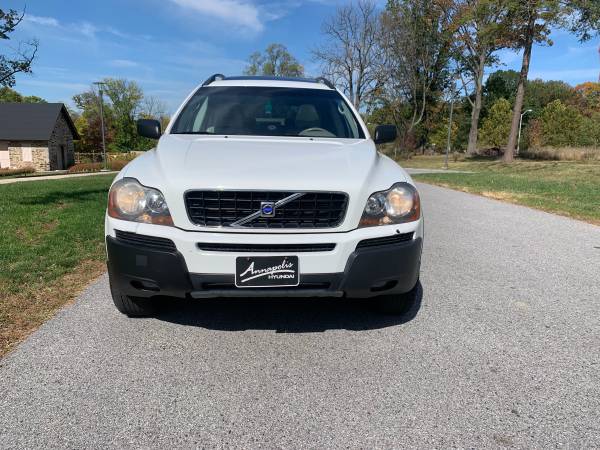 🏁2005 Volvo XC 90 White/tan 138,000 miles new tires🏁 for sale in Baltimore, MD – photo 5