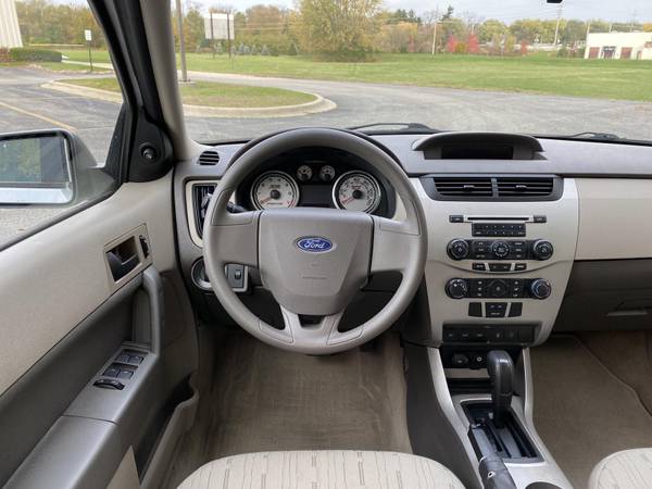 2008 FORD FOCUS SE Automatic with 88K miles - cars & trucks - by... for sale in Crystal Lake, IL – photo 16