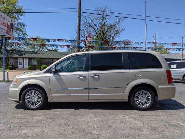 2014 Chrysler Town & Country LIMITED - - by dealer for sale in GRANITE CITY, MO – photo 3