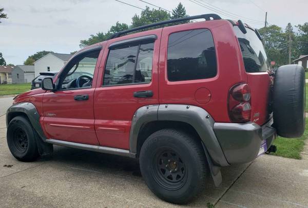 Fun 2003 Jeep Liberty Sport for sale in Erie, PA – photo 4