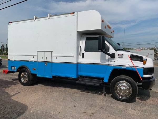 2007 GMC C-5500 SERVICE VAN WITH COMPRESSOR - cars & trucks - by... for sale in Massapequa Park, NY – photo 4