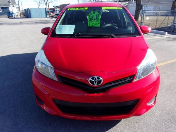 2014 Toyota Yaris 5 Door LE 4dr Hatchback - - by for sale in Waukesha, WI – photo 2