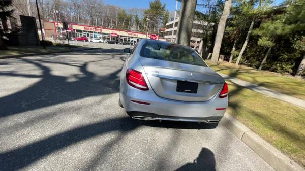 2018 Mercedes-Benz E 300 E 300 4MATIC - - by dealer for sale in Great Neck, NY – photo 17