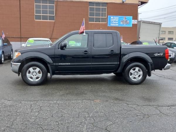 2008 Nissan Frontier 4WD Crew Cab SWB Auto SE - - by for sale in Marlborough , MA – photo 6