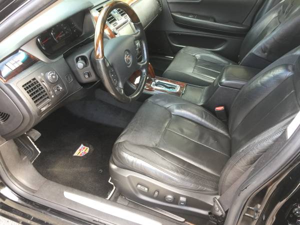 2011 cadillac dts premium for sale in Commerce, GA – photo 5