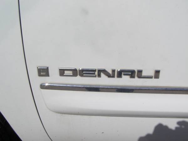 2007 GMC Denali--ALL WHEEL DRIVE--SALE EXTENDED!! REDUCED MORE! for sale in Colorado Springs, CO – photo 9