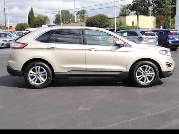 2017 Ford Edge SEL - cars & trucks - by dealer - vehicle automotive... for sale in Hendersonville, NC – photo 3