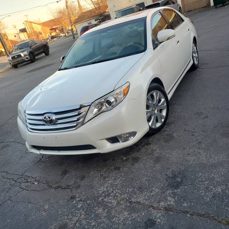 2011 Toyota avalon - cars & trucks - by owner - vehicle automotive... for sale in Chicago, IL – photo 6