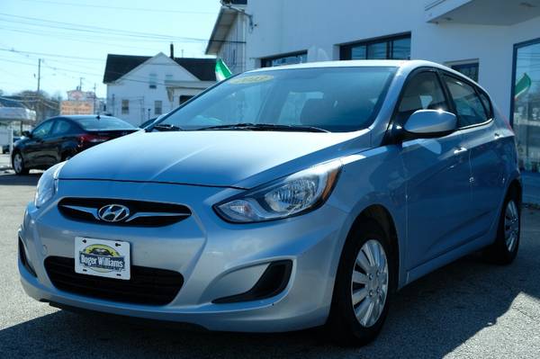2013 Hyundai Accent GS 5-Door - - by dealer - vehicle for sale in West Warwick, RI – photo 3
