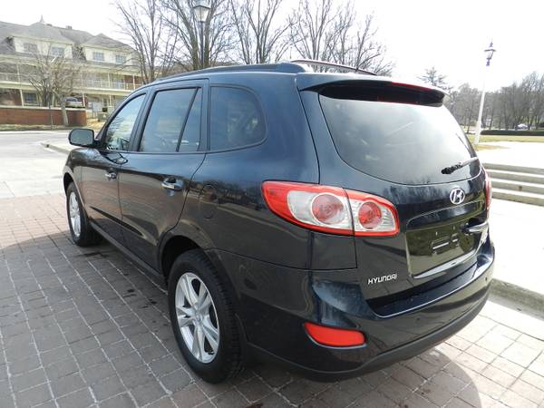 2010 Hyundai Santa Fe Limited Southern Owned & Loaded 197 Month for sale in Carmel, IN – photo 3