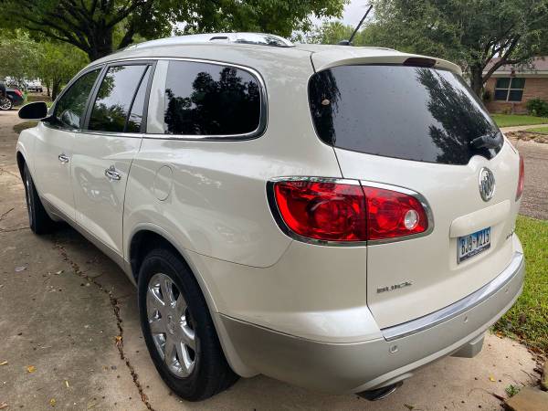 2010 Enclave - Well kept, 2nd owner - cars & trucks - by owner -... for sale in Megargel, TX – photo 6