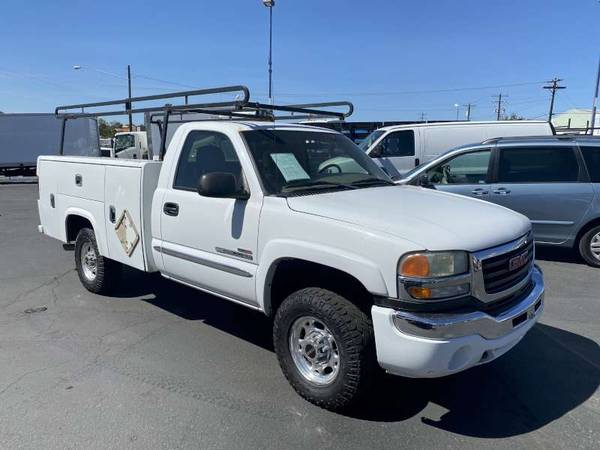 2003 GMC 2500 Duramax 4WD Utility - cars & trucks - by dealer -... for sale in Boise, ID – photo 2