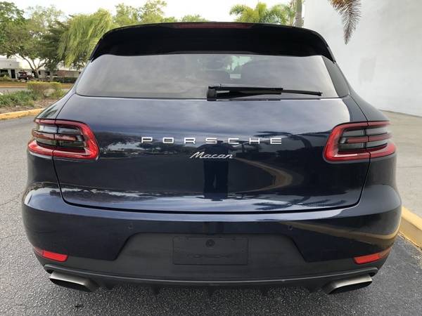 2017 Porsche Macan CLEAN CARFAX BEIGE LEATHER EXCELLENT CONDITION for sale in Sarasota, FL – photo 5