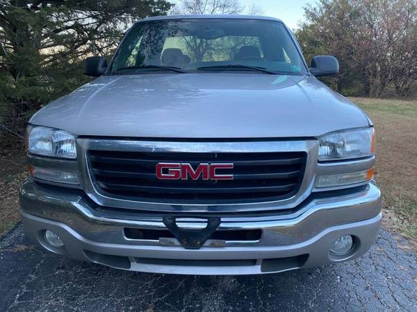 2004 GMC SIERRA EXT 4X4 **88,000 MILES** ONE OWNER ZERO ACCIDENT... for sale in VALLLEY FALLS, KS – photo 3
