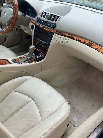 Immaculate 2005 Mercedes E500 4matic - cars & trucks - by owner -... for sale in Wayne, NJ – photo 13