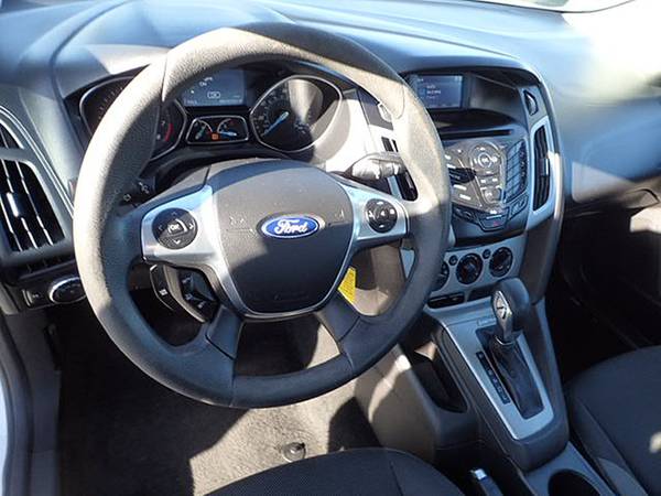 2014 Ford Focus SE Buy Here Pay Here - cars & trucks - by dealer -... for sale in Yakima, WA – photo 9