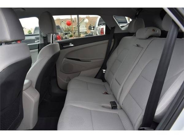 2019 Hyundai Tucson SE hatchback Molten Silver for sale in El Paso, TX – photo 16