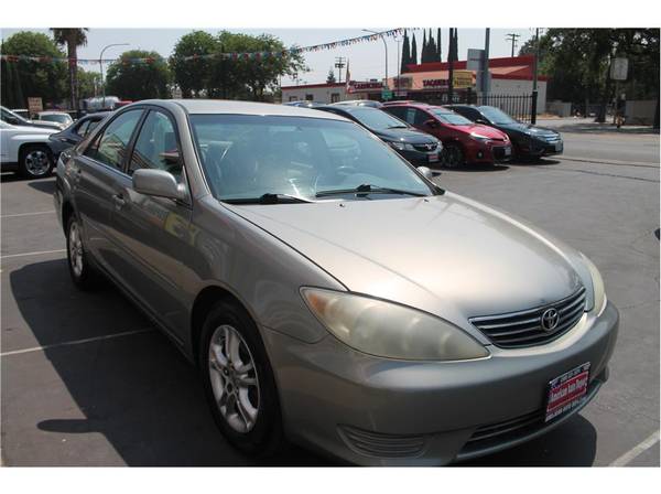2006 Toyota Camry LE Sedan 4D - FREE FULL TANK OF GAS!! - cars &... for sale in Modesto, CA – photo 3