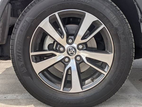 2018 Toyota RAV4 XLE SKU: JJ741590 SUV - - by dealer for sale in Plano, TX – photo 18