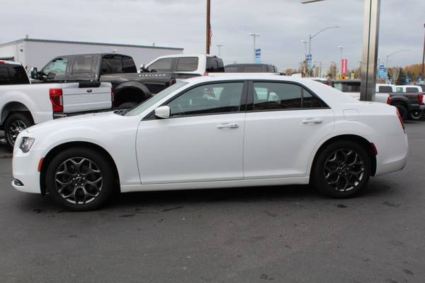 2018 Chrysler 300 300S Sedan 4D - - by dealer for sale in PUYALLUP, WA – photo 6