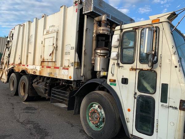 2009 Mack LEU-613 TWIN HOPPER REAR LOADER GARBAGE TRUC - cars & for sale in Other, Other – photo 6