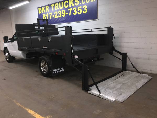 2015 Ford F-350 Reg Cab V8 Contractor Flatbed w/Liftgate ONE for sale in Arlington, TX – photo 7