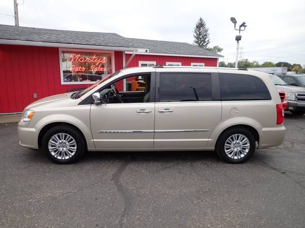 2014 Chrysler Town and Country Limited- CLEAN CARFAX, LOADED, NICE!!!! for sale in Savage, MN – photo 2
