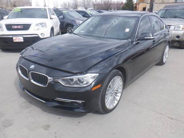 2013 BMW 3 Series 328i xDrive - - by dealer - vehicle for sale in URBANDALE, IA – photo 10