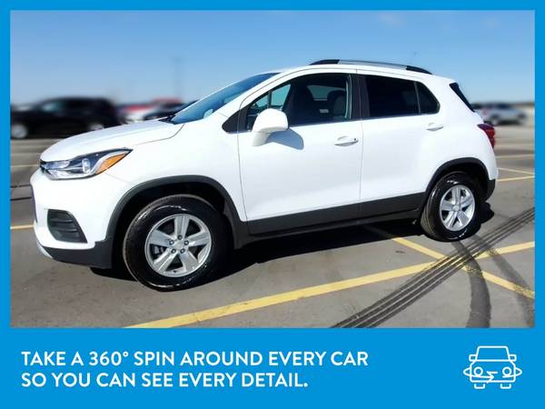 2019 Chevy Chevrolet Trax LT Sport Utility 4D hatchback White for sale in College Station , TX – photo 3