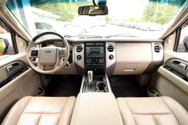 2012 Ford Expedition Limited 4WD - cooled seats, rear cam, we finance for sale in Middleton, MA – photo 14
