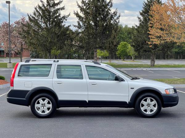 2005 Volvo XC70, Highly Maintained, Must See! - - by for sale in CENTER BARNSTEAD, NH – photo 6