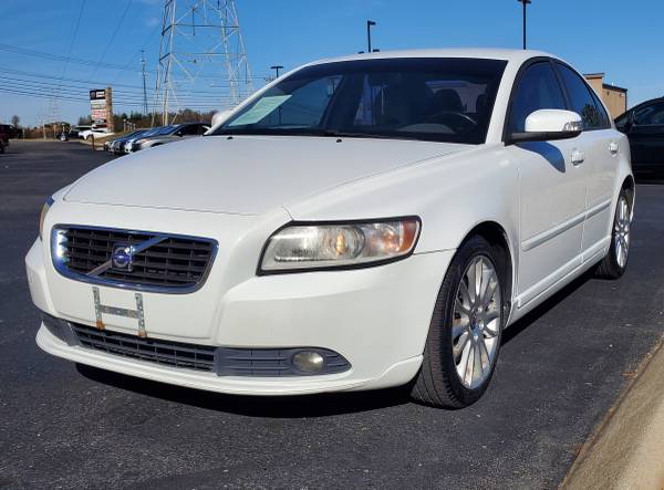 2010 VOLVO S40 2.4i- CASH SALE!!! PRICED TO SELL! LOW MILES!!... for sale in Clarksville, TN – photo 5