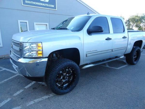 2012 Chevrolet Silverado 1500 LT Clean lift w new tires and black... for sale in Longmont, CO – photo 2