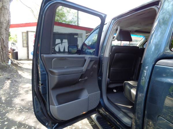 2005 Nissan Titan XE Crew Cab 4WD - - by dealer for sale in Martinsville, NC – photo 11
