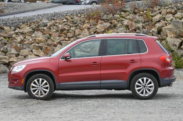 2011 *Volkswagen* *Tiguan* *SE* 4Motion - cars & trucks - by dealer... for sale in Naugatuck, CT – photo 2