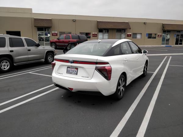 2017 Toyota Miria for sale in Santa Ana, CA – photo 7