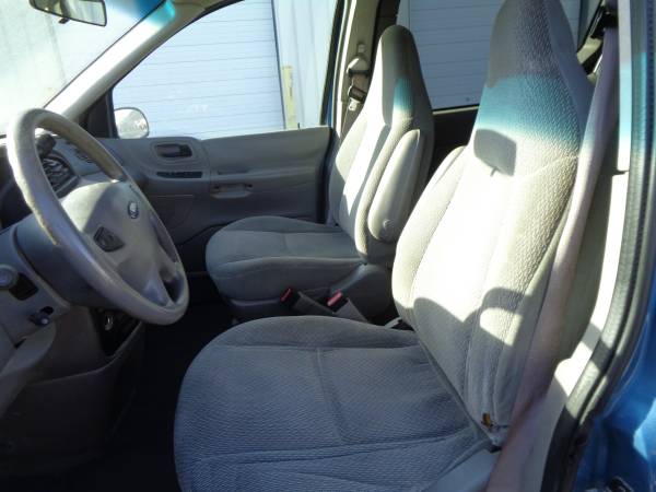 2002 Ford Windstar - - by dealer - vehicle automotive for sale in fort dodge, IA – photo 4