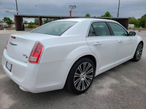 2013 CHRYSLER 300 S - - by dealer - vehicle automotive for sale in Sneads Ferry, NC – photo 6