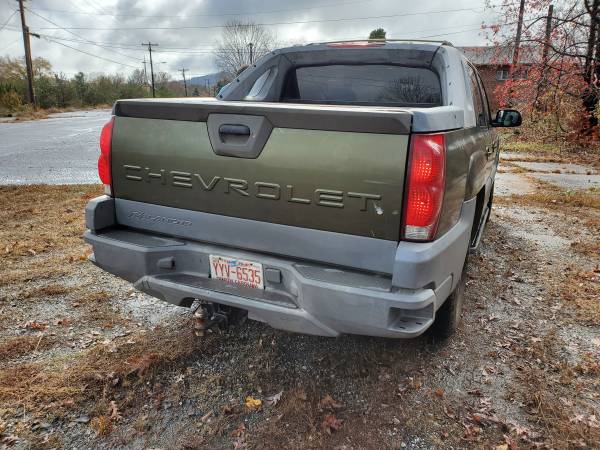 2002 Chevrolet Avalanche North Face Edition - cars & trucks - by... for sale in Valdese, NC – photo 3