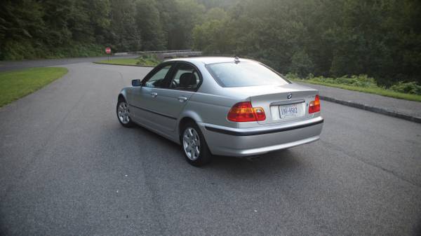 2004 325i 5 Speed - LOW Miles for sale in Farmville, VA – photo 8