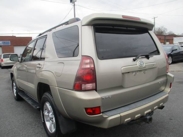 2005 Toyota 4Runner V8 Limited Clean Title/Sunroof & Leather for sale in Roanoke, VA – photo 4