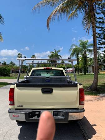 2012 GMC Sierra 4x4 139k miles Regular cab Short bed for sale in Miami, FL – photo 4
