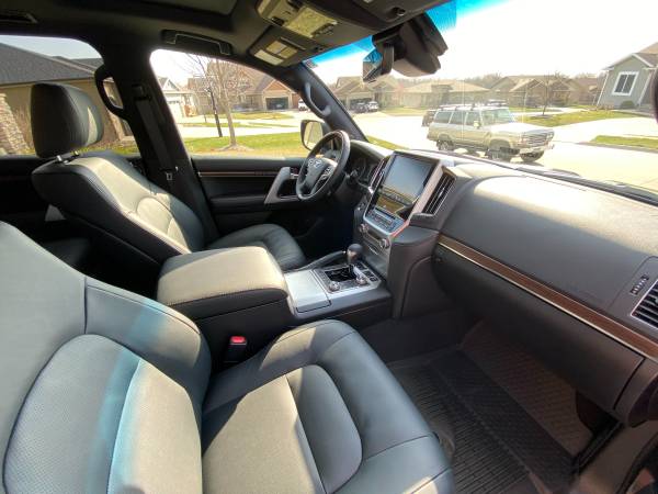 2021 Toyota Land Cruiser Heritage Edition - Only 159 Total Miles for sale in Clive, IA – photo 8